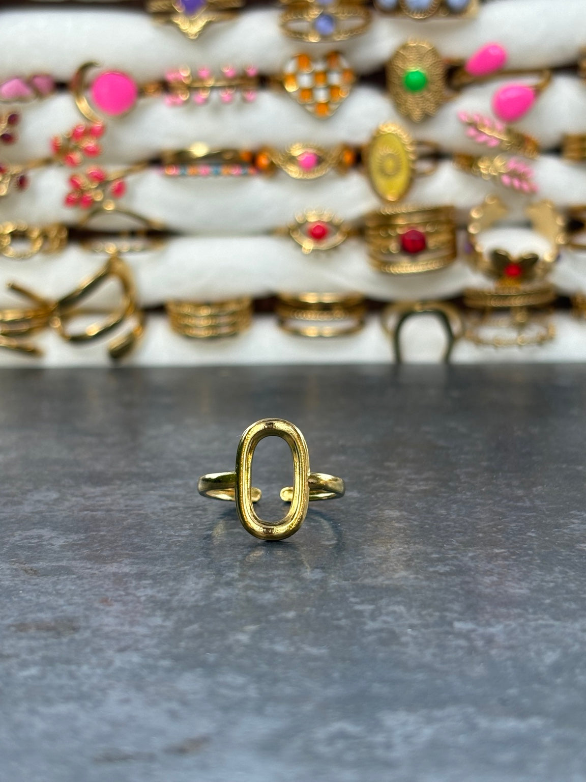 Bague dorée ovale - vue produit