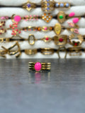 Bague dorée ajustable cabochon rose