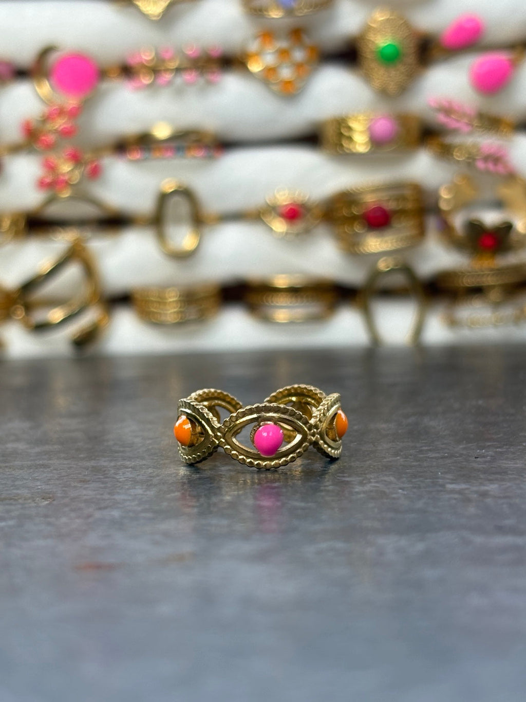 Bague rose et orange entrelacée - vue produit