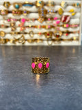 Bague martelée à plusieurs détails roses - vue produit