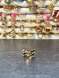 Bague dorée entrelacée - vue produit